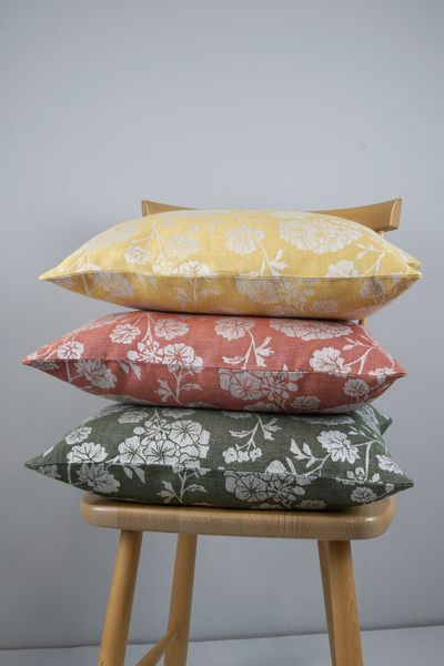 Hovedbilde MÅRBACKA PELARGON pute